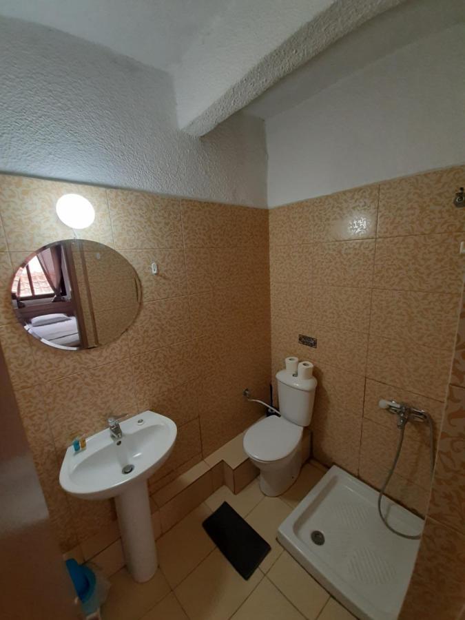 Mariza Apartments -Studios Hanioti Bagian luar foto