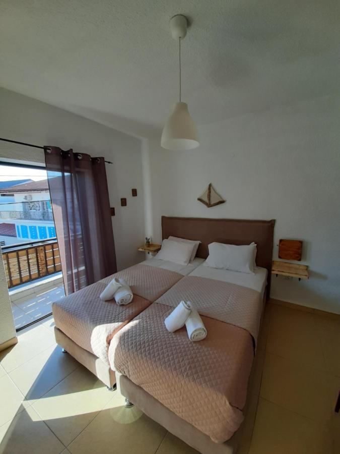 Mariza Apartments -Studios Hanioti Bagian luar foto