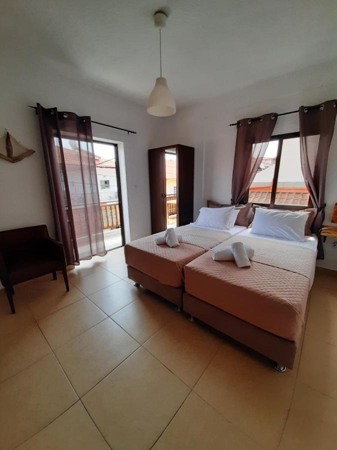 Mariza Apartments -Studios Hanioti Bagian luar foto