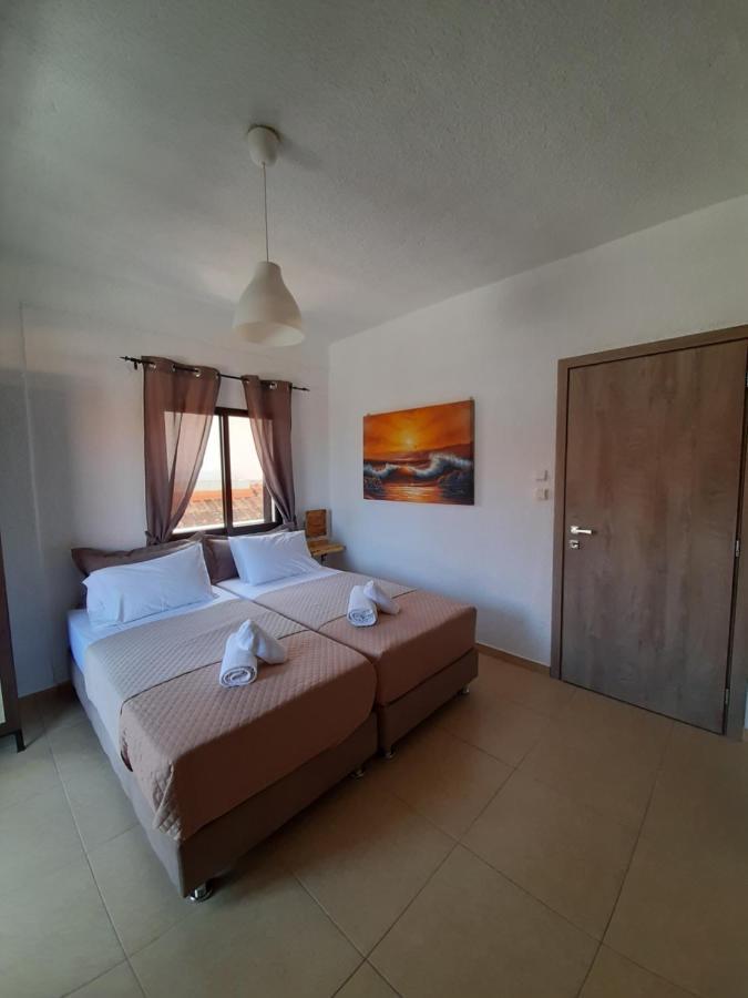 Mariza Apartments -Studios Hanioti Bagian luar foto