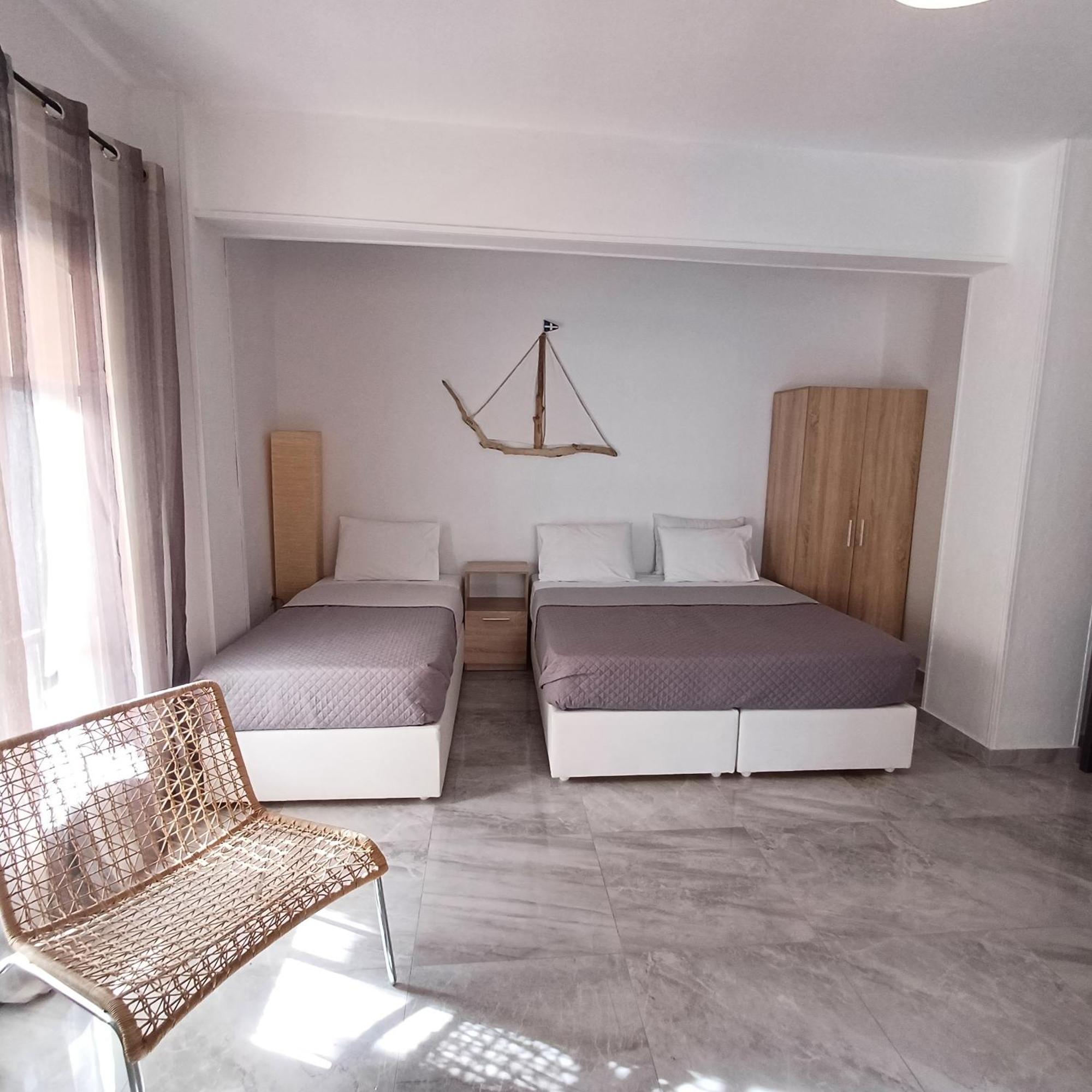 Mariza Apartments -Studios Hanioti Bagian luar foto