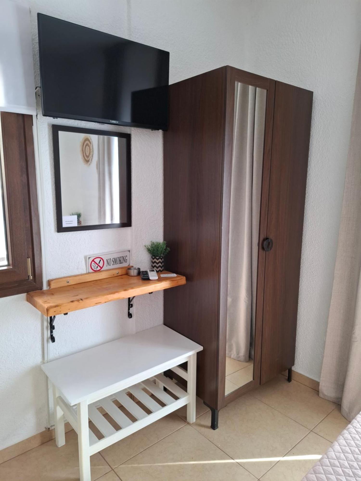 Mariza Apartments -Studios Hanioti Bagian luar foto